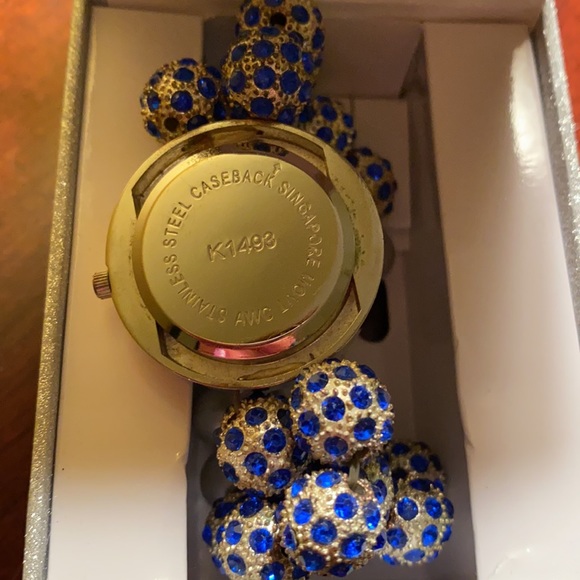 NEW Quartz stretch watch with royal blue stones - Picture 6 of 6